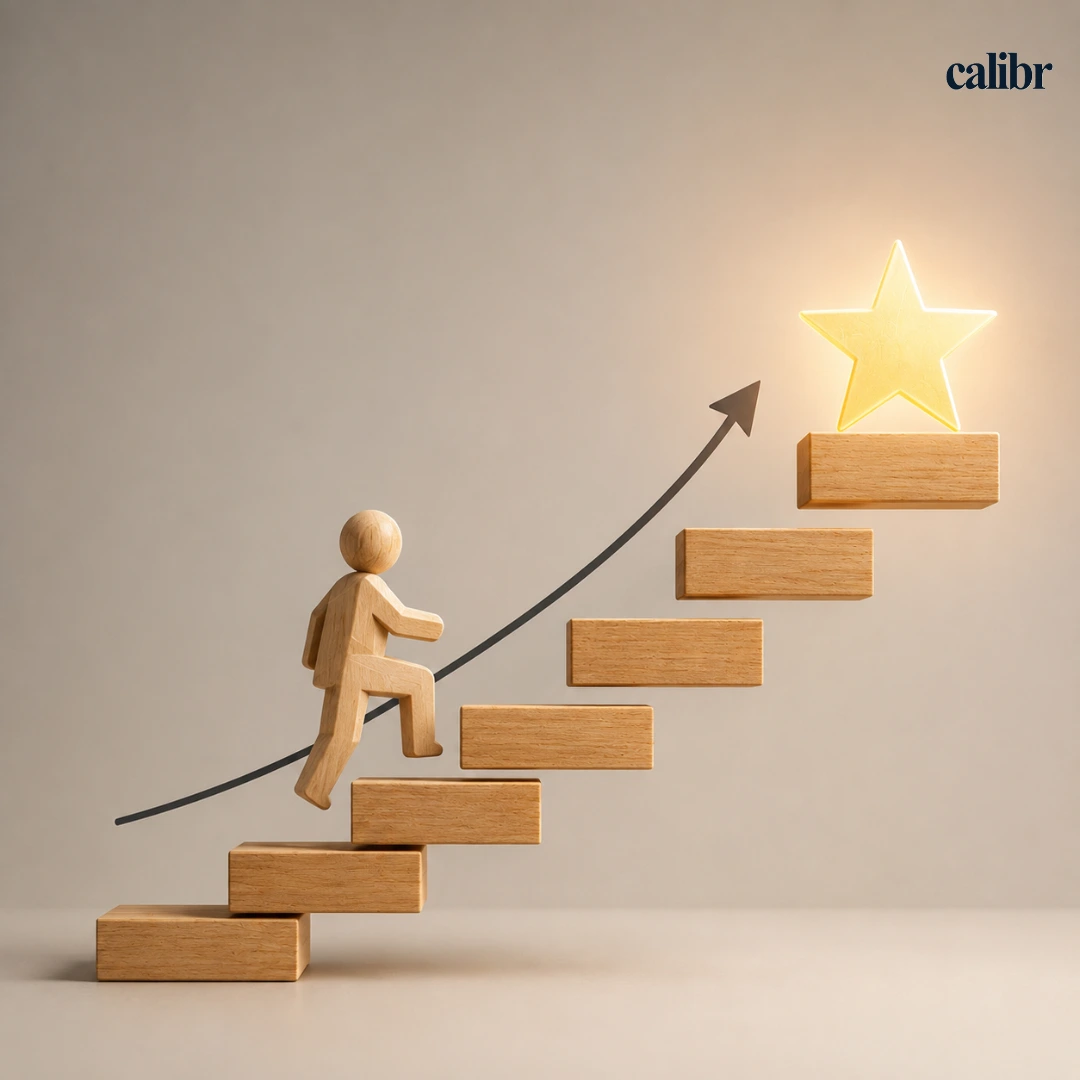 Minimalist 3D illustration of a wooden figure climbing a staircase toward a glowing star, symbolizing skill acquisition, continuous learning, professional growth, and achievement through experience.